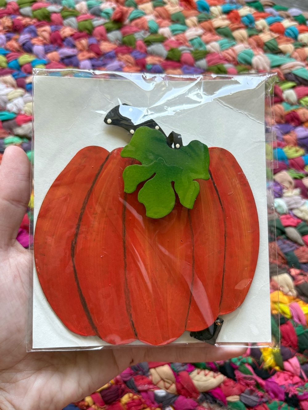 ROEDA HAND-PAINTED METAL AUTUMN PUMPKIN  MAGNET